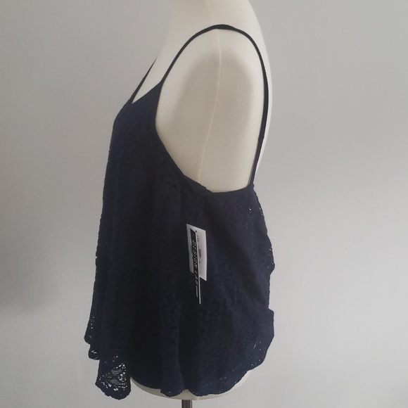 Design Lab Lace Tank NWT - Picture 2 of 5